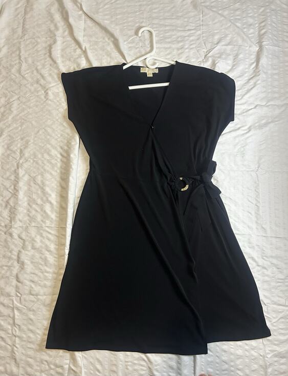 Michael Kors Dresses & Skirts - Michael Kors Front Wrap Black Dress Women's Size XL